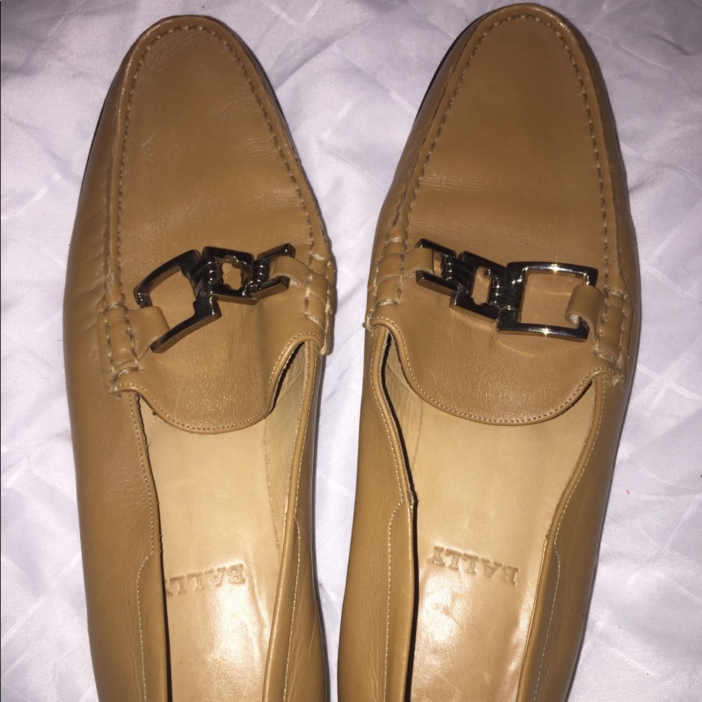 Bally Women’s horse bit penny loafer